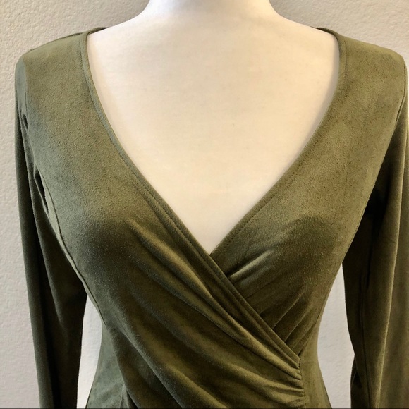 Solemio asymmetrical hem faux suede olive green long sleeve bodycon v-neck dress - Picture 2 of 13